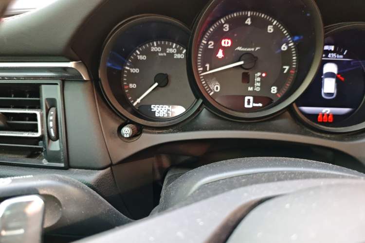 Used Porsche Macan 2023 Macan T 2.0T