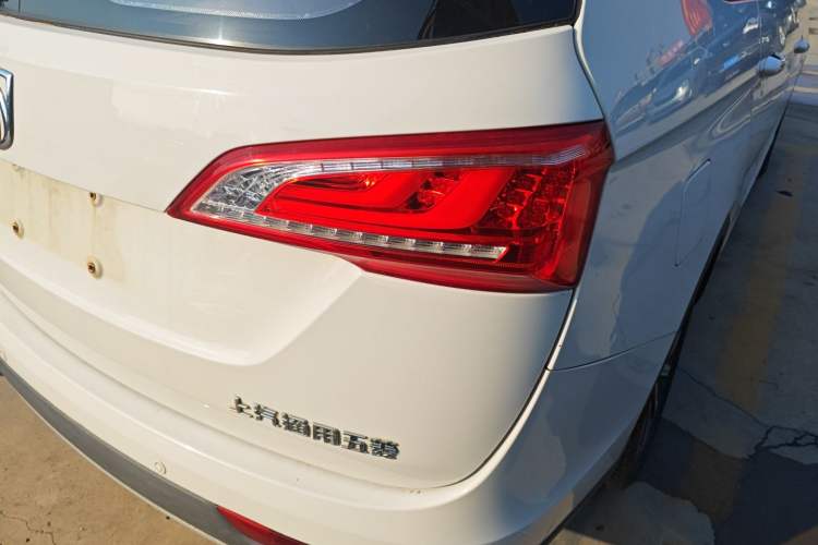 Used Baojun 730 2017 1.8L iAMT Prestige Version 7 Seats