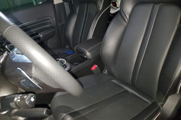 Used Tank 300 2021 Off-Road Edition 2.0T Conqueror Left Front Seat