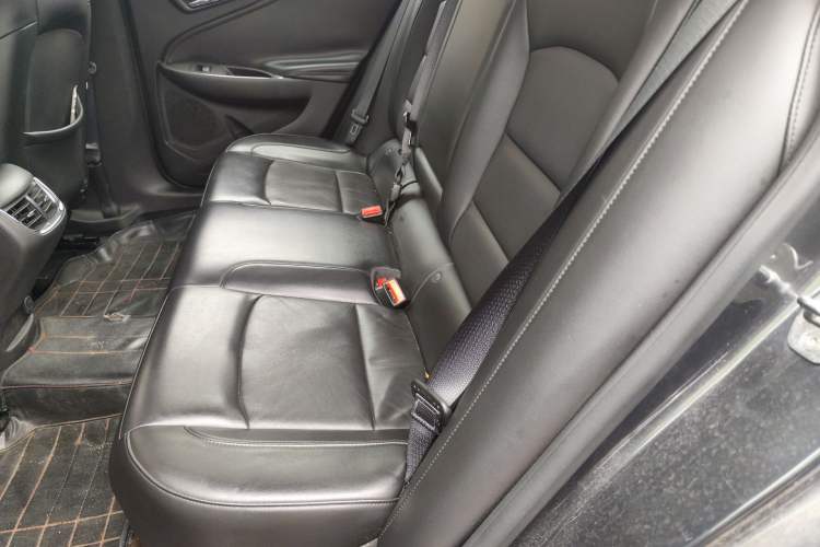 Used Chevrolet Malibu XL 2017 1.5T Automatic Ruichi Edition Left Rear Seat