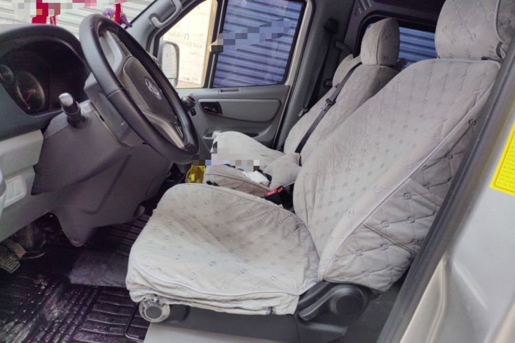 Used Foton Toano 2023 Joy Elephant Multi-Function Model Cummins 2.8T Manual Transmission Long Wheelbase Mid-Roof Design Rear Single Tire—Available in 5/6/7/9-Seater Configurations
