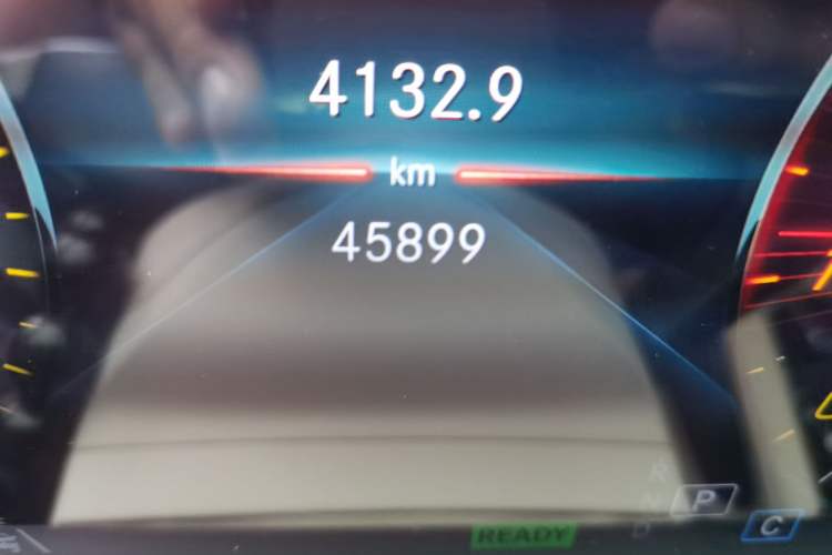 Used Mercedes-Benz GLS 2020 GLS 450 4MATIC Dynamic Edition Odometer Close Up