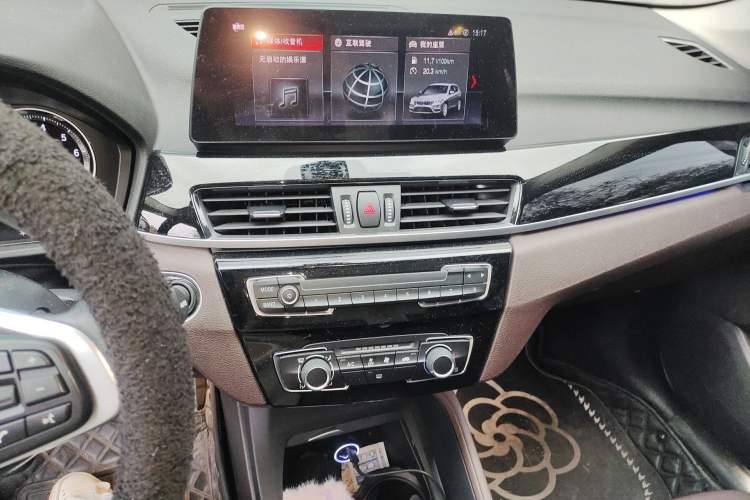 Used BMW X1 2022 sDrive20Li Fashion Model Audio And AC Panel