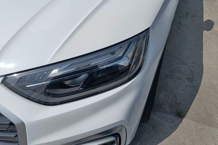 Used Audi Q5L 2022 Updated Version 40T Luxury Elegant Edition Left Front Headlight