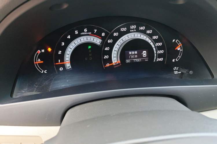 Used Toyota Camry 2008 240G Luxury Edition Odometer Close Up