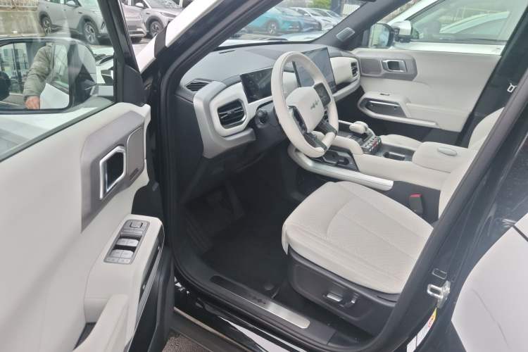 Used Formula Leopard Titanium 3 2025 501KM All-Wheel Drive Intelligent Driving Ultra Version