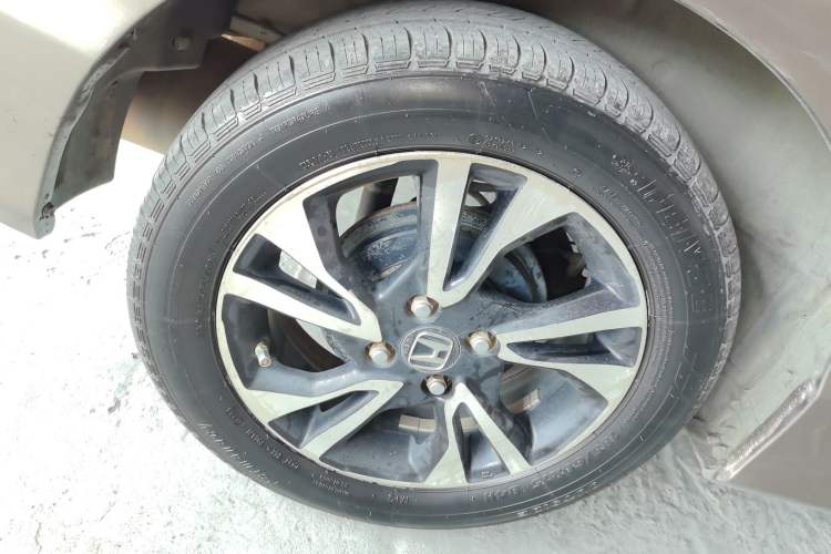 Used Honda Greiz 2016 1.5L CVT Comfort Version
