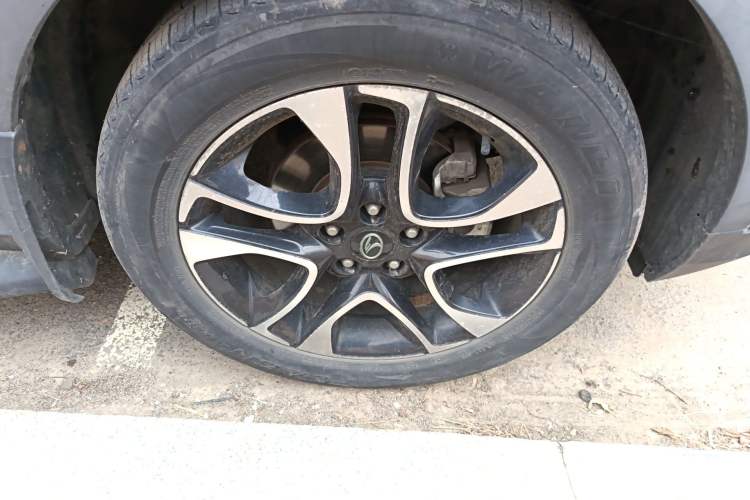 Used Soueast DX7 2016 1.5T Manual Triumph Edition