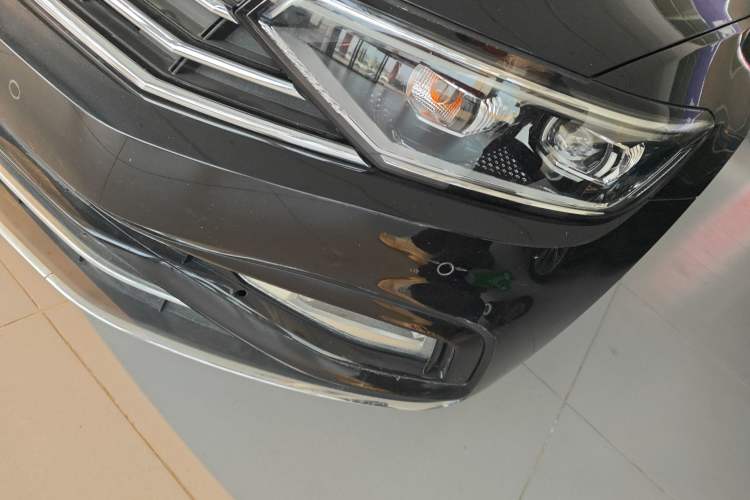 Used Volkswagen Magotan 2020 330TSI DSG Leading Model Left Front Headlight