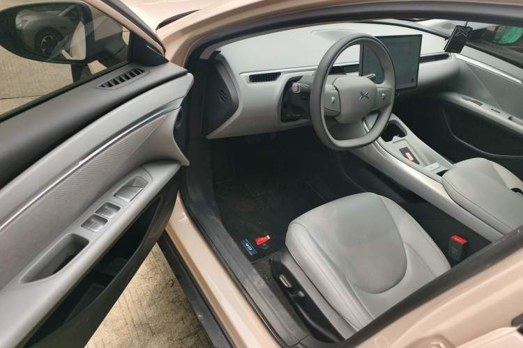 Used XPeng MONA M03 2024 620 with Ultra-Long Range
