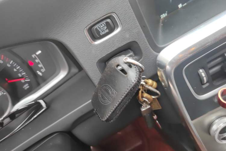 Used Volvo S60 2015 S60L 2.0T Smart Drive Edition
