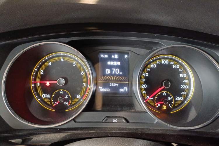 Used Volkswagen Tiguan L 2019 Updated Version 330TSI Automatic Two-Wheel Drive Panoramic Comfort Edition China VI Standard Instrument Cluster