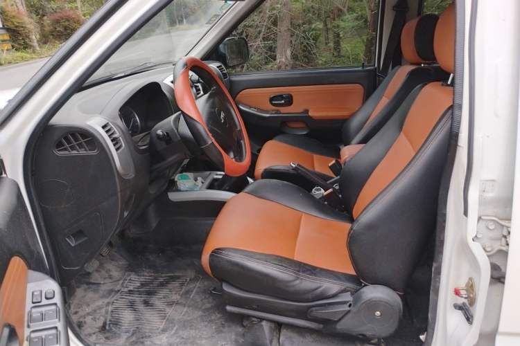 Used JMC Baodian 2018 2.9T New Value-Packed Two-Wheel-Drive Diesel Comfort Version with Standard Cargo Bed – JX4D30B5L
