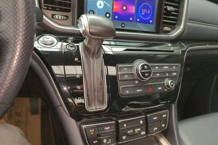 Used GAC Trumpchi M8 2020 390T Deluxe Edition Gear Lever