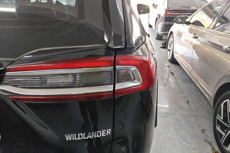 Used Toyota Wildlander 2023 2.0L CVT Two-Wheel Drive Urban Edition