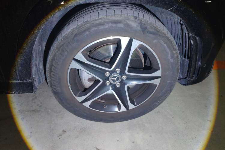 Used Mercedes-Benz GLE New Energy 2023 GLE 350 e 4MATIC Right Front Wheel Hub