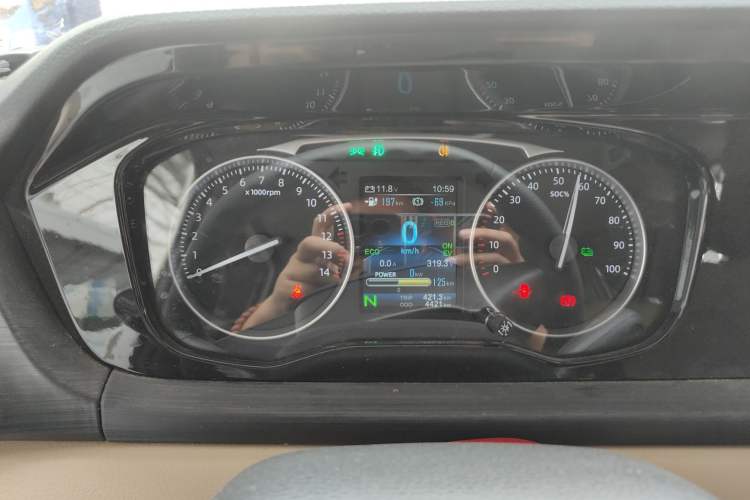 Used CHANGAN KUAYUE Xing V7 EV 2024 316 km Luxury Dual-Door Version 7 Seats