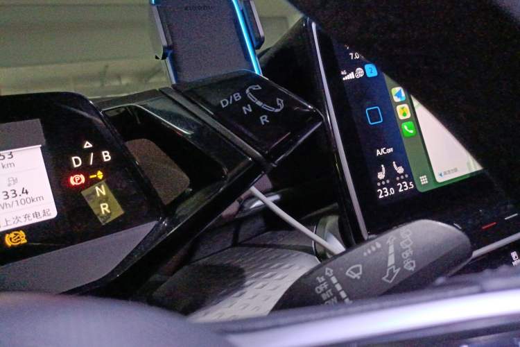 Used Volkswagen ID.6 X 2023 Ultra-Intelligent Long-Range Version
