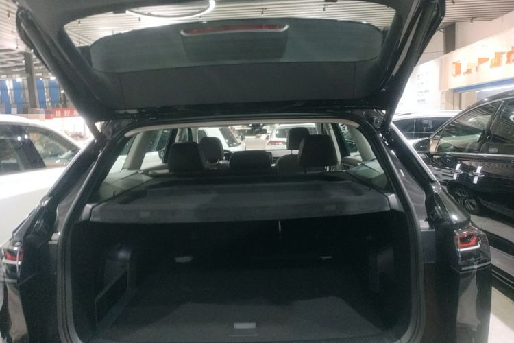 Used Volkswagen Tavendor 2023 380TSI Four-Wheel Drive R-Line Cruise Edition Trunk