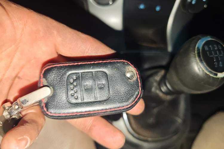 Used Chevrolet Cruze 2013 1.6L SE MT Vehicle Key