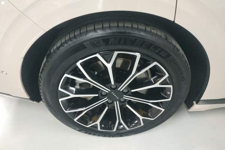 Used Zeekr 007GT 2025 Rear-Drive Intelligent Driving Version 75 kWh