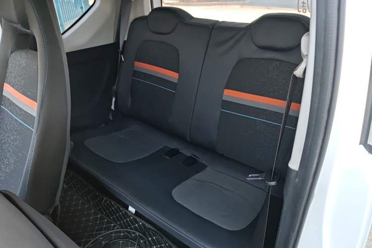 Used Wuling Hongguang MINIEV 2022 Easy Version Lithium Iron Phosphate
