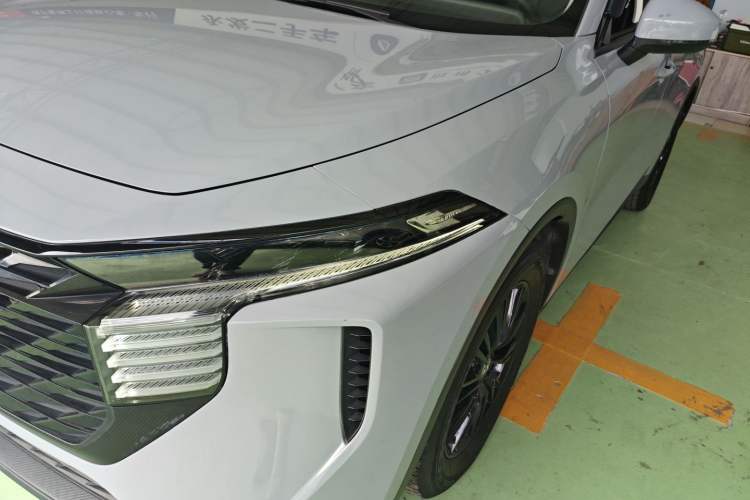 Used Venucia V 2021 260T Idol Edition