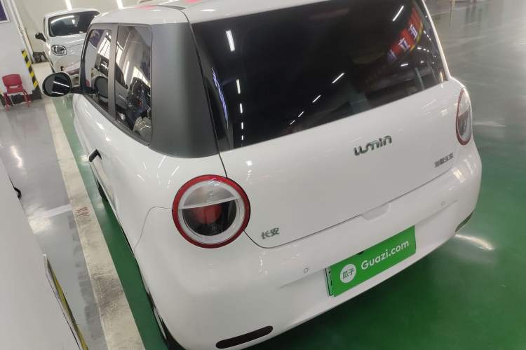 Used CHANGAN NEVO Lumin 2025 205 km Xiangqin Version Rear Left 45 Deg