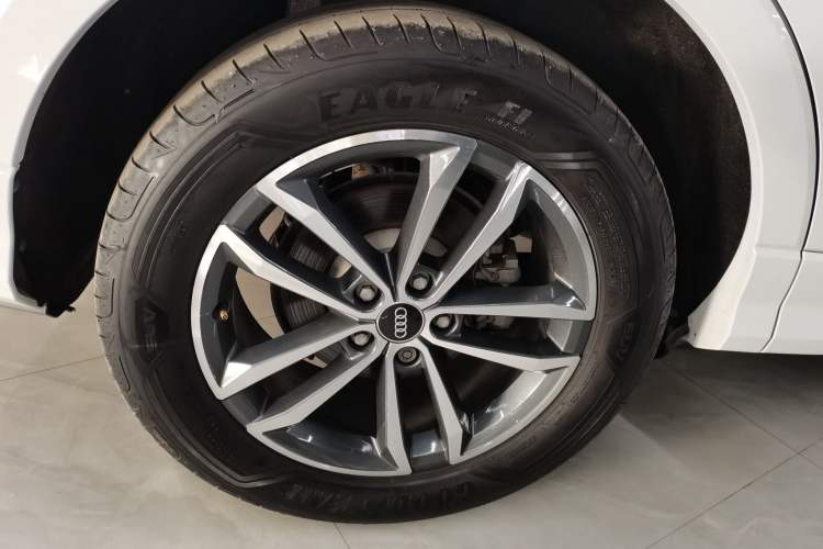 Used Audi Q3 2023 35 TFSI Progressive Dynamic Edition (1.4T)