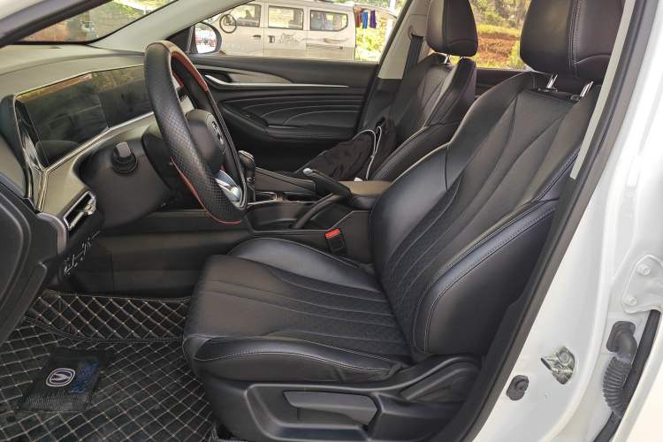 Used CHANGAN Eado 2021 PLUS 1.6L GDI Manual Elite Model
