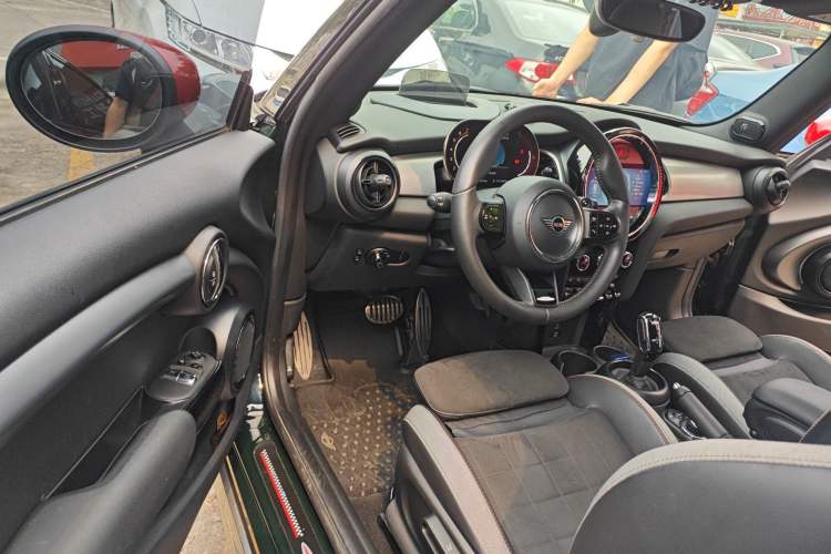 Used MINI JCW 2022 2.0T JOHN COOPER WORKS ALL-IN Driver Seat