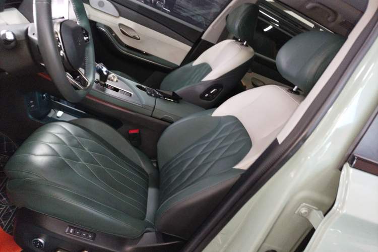 Used JETOUR Shanhai L9 2024 1.5TD 2DHT Max 7-Seater