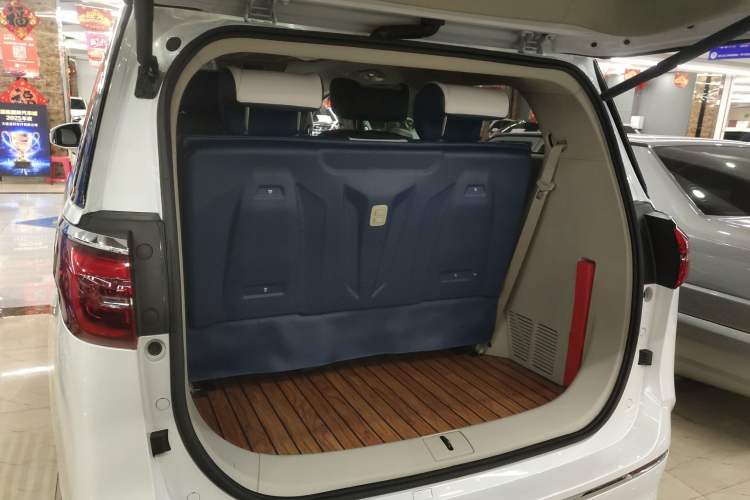 Used Buick GL8 2020 ES Land Cruiser 653T Comfort Edition
