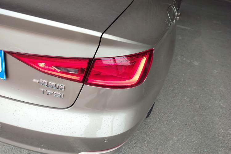 Used Audi A3 2016 Limousine 35 TFSI Prestige Edition