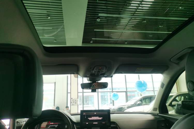 Used Audi Q5L 2022 Updated 45T Luxury Dynamic Version
