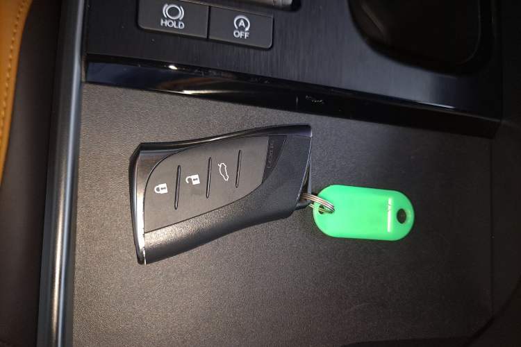 Used Lexus ES 2023 200 Excellence Edition
