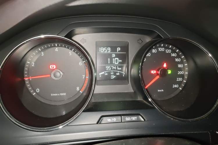 Used Volkswagen Bora 2014 1.6L Automatic Fashion Model