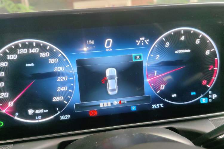 Used Mercedes-Benz C-Class 2023 Restyled C 260 L Sport Edition Instrument Cluster