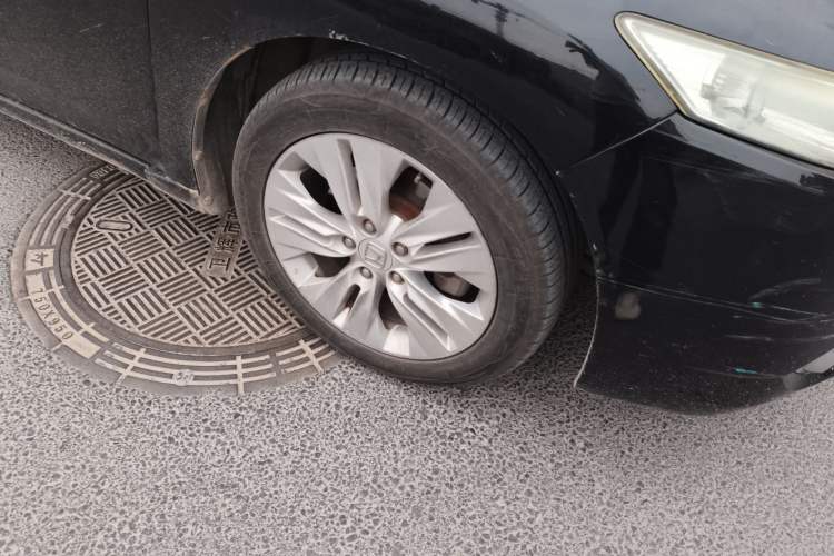 Used Honda Spirior 2013 2.4L Luxury Edition Right Front Wheel Hub