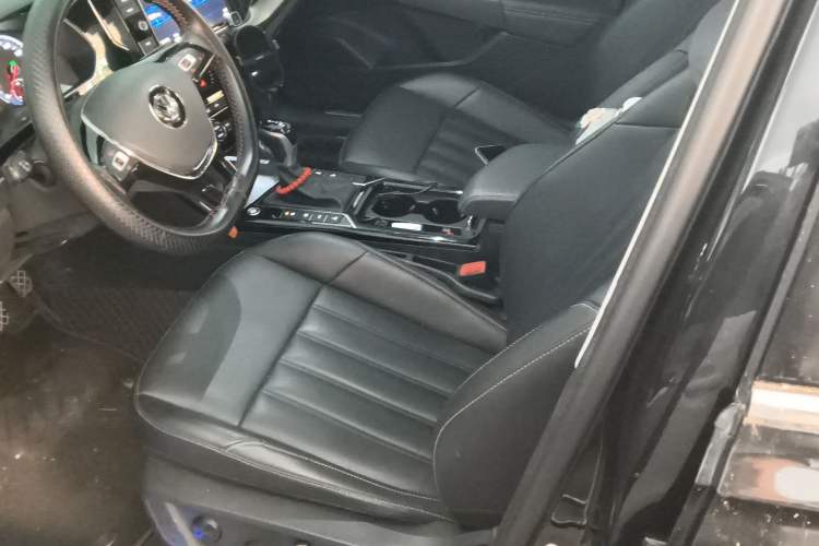 Used Volkswagen Passat New Energy 