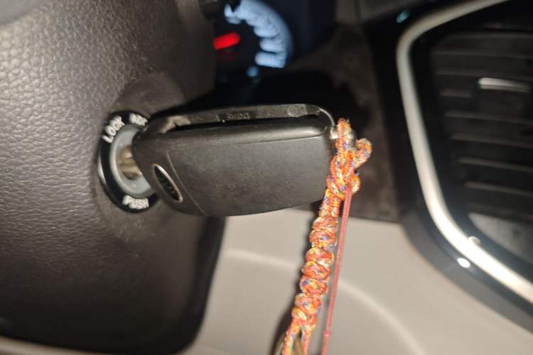 Used JAC Refine M4 2021 2.0L Manual Commercial Edition