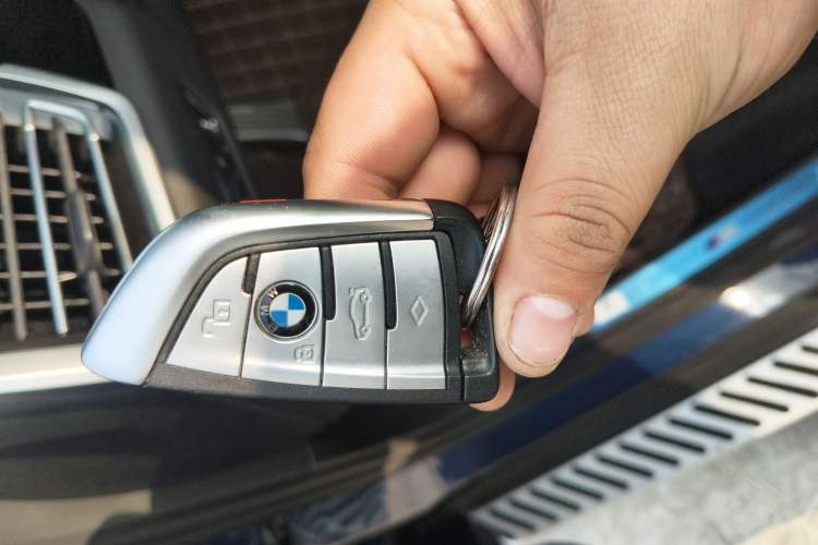 Used BMW X5 2020 xDrive40i Luxury Model with M Sport Package