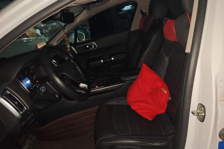 Used Citroen C6 2017 Revised 350THP Luxury Version Left Front Seat