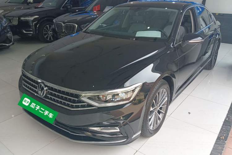 Used Volkswagen Magotan 2023 2 Million Units Limited Edition 330TSI DSG Leading Version