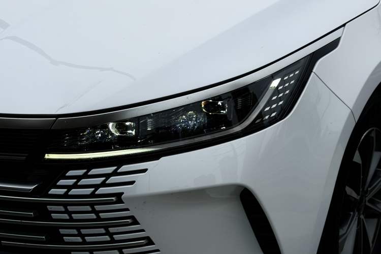 Used BYD Destroyer 05 2024 HONOR Edition DM-i 55KM Luxury Model
