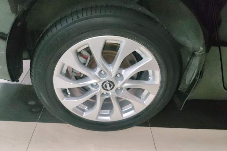 Used Nissan Sylphy 2019 Classic 1.6XE CVT Comfort Edition Exterior 5