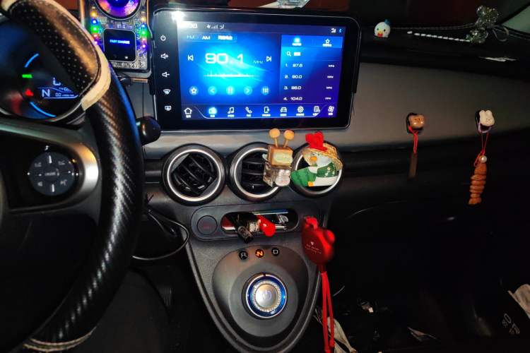 Used ORA Black Cat 2021 301 km Basic Version Audio And AC Panel