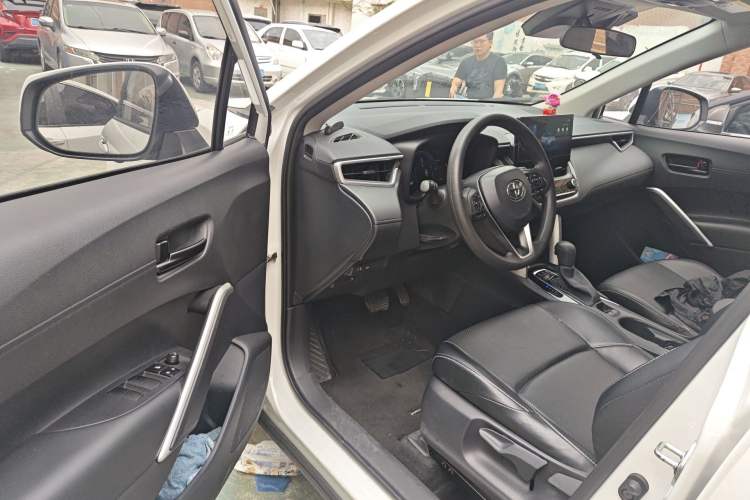 Used Toyota FRONTLANDER 2023 2.0L Smart Electric Hybrid Dual-Engine Leading Edition Driver Seat