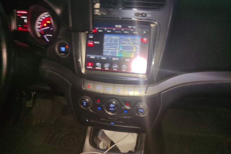 Used Dodge Journey 2014 2.4L Two-Wheel Drive Touring Edition