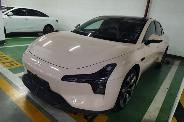 Used XPeng MONA M03 2024 620 with Ultra-Long Range